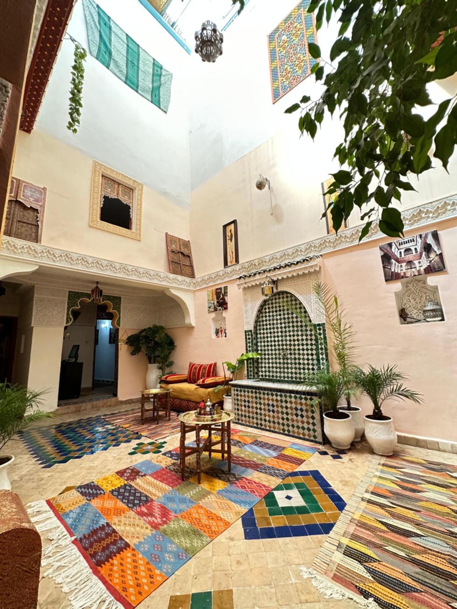 Dar Khmissa Fes Bed and Breakfast Exteriör bild