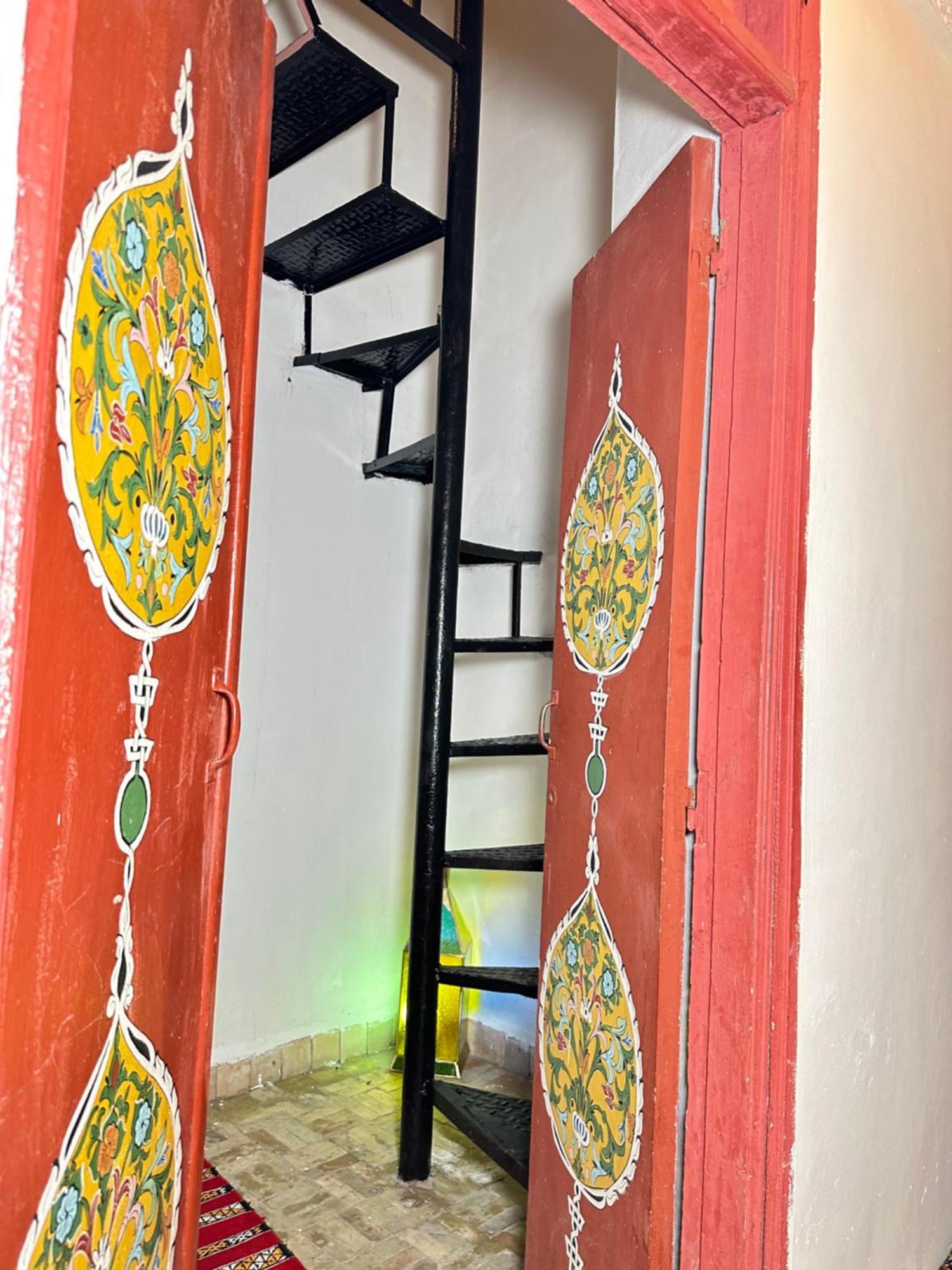 Dar Khmissa Fes Bed and Breakfast Exteriör bild