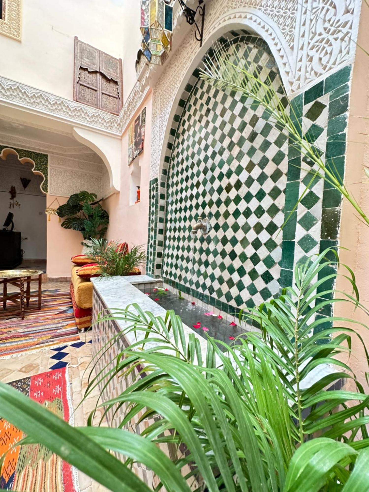 Dar Khmissa Fes Bed and Breakfast Exteriör bild