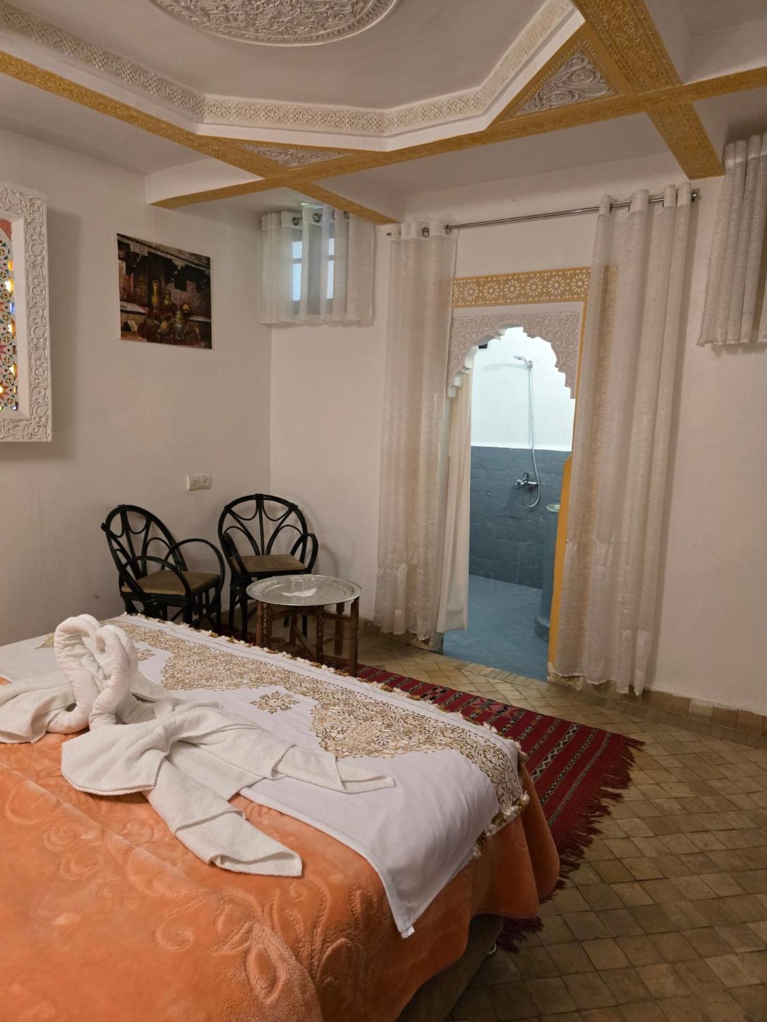 Dar Khmissa Fes Bed and Breakfast Exteriör bild