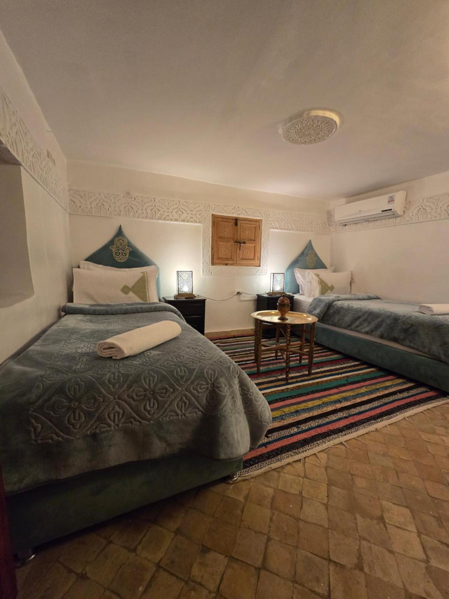 Dar Khmissa Fes Bed and Breakfast Exteriör bild